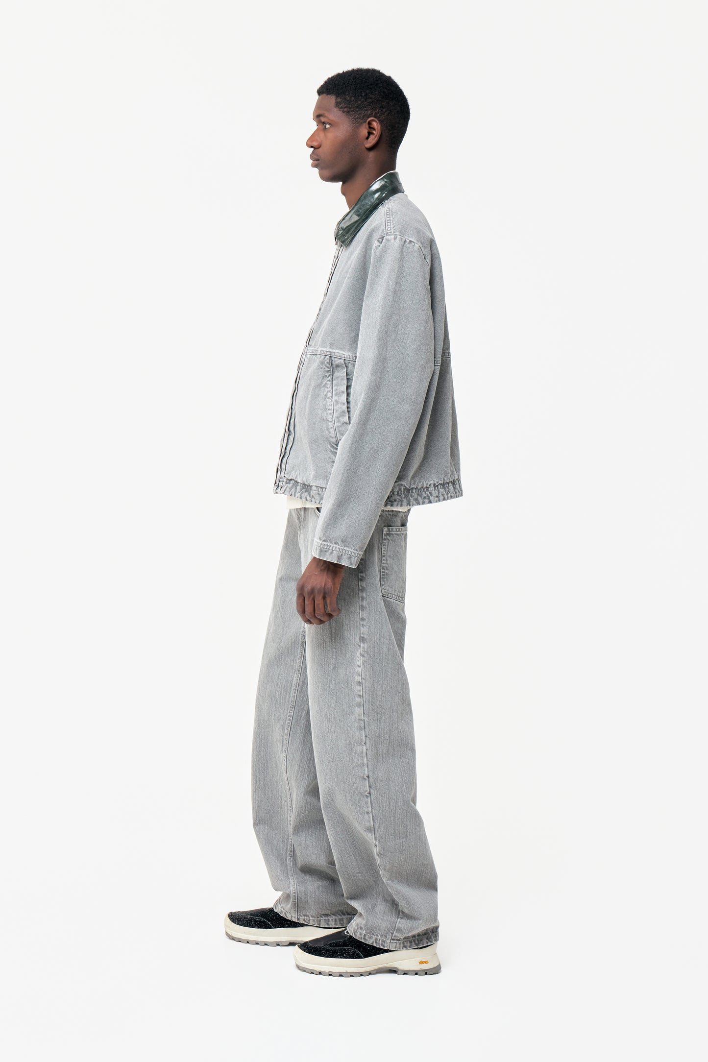 PLEAT JACKET