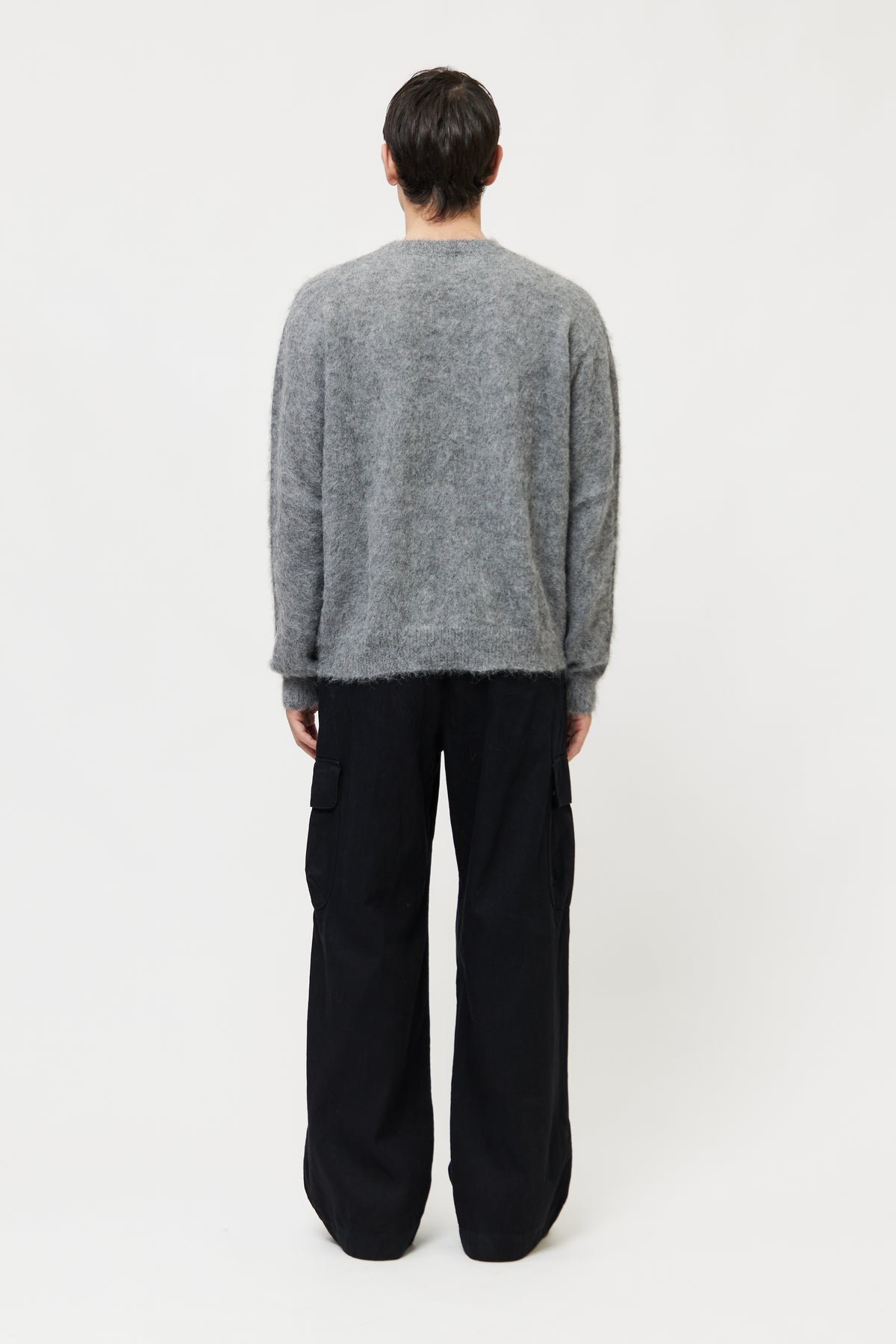 ROUNDNECK GREY
