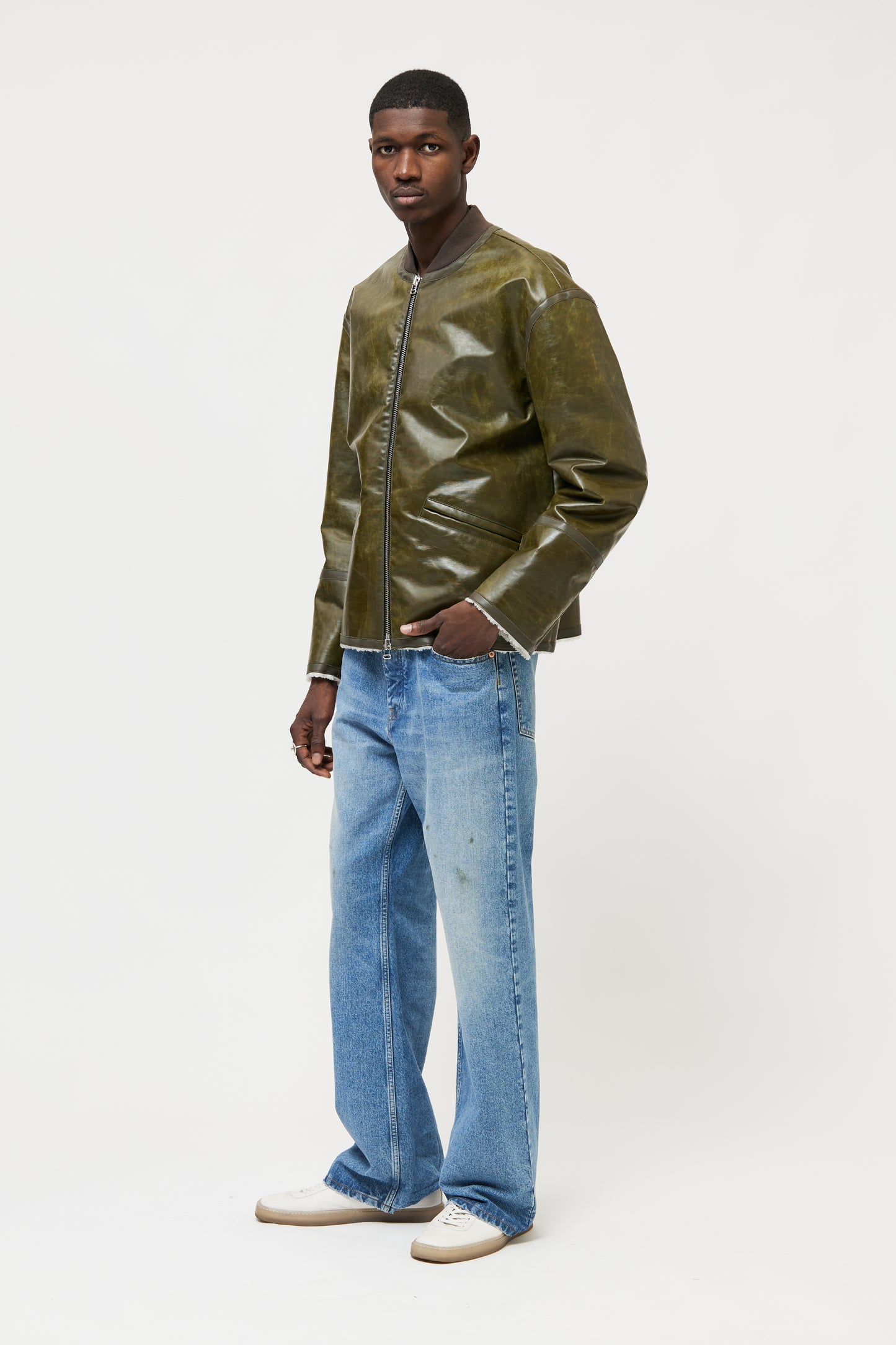 LUIIS BOMBER OLIVE GREEN