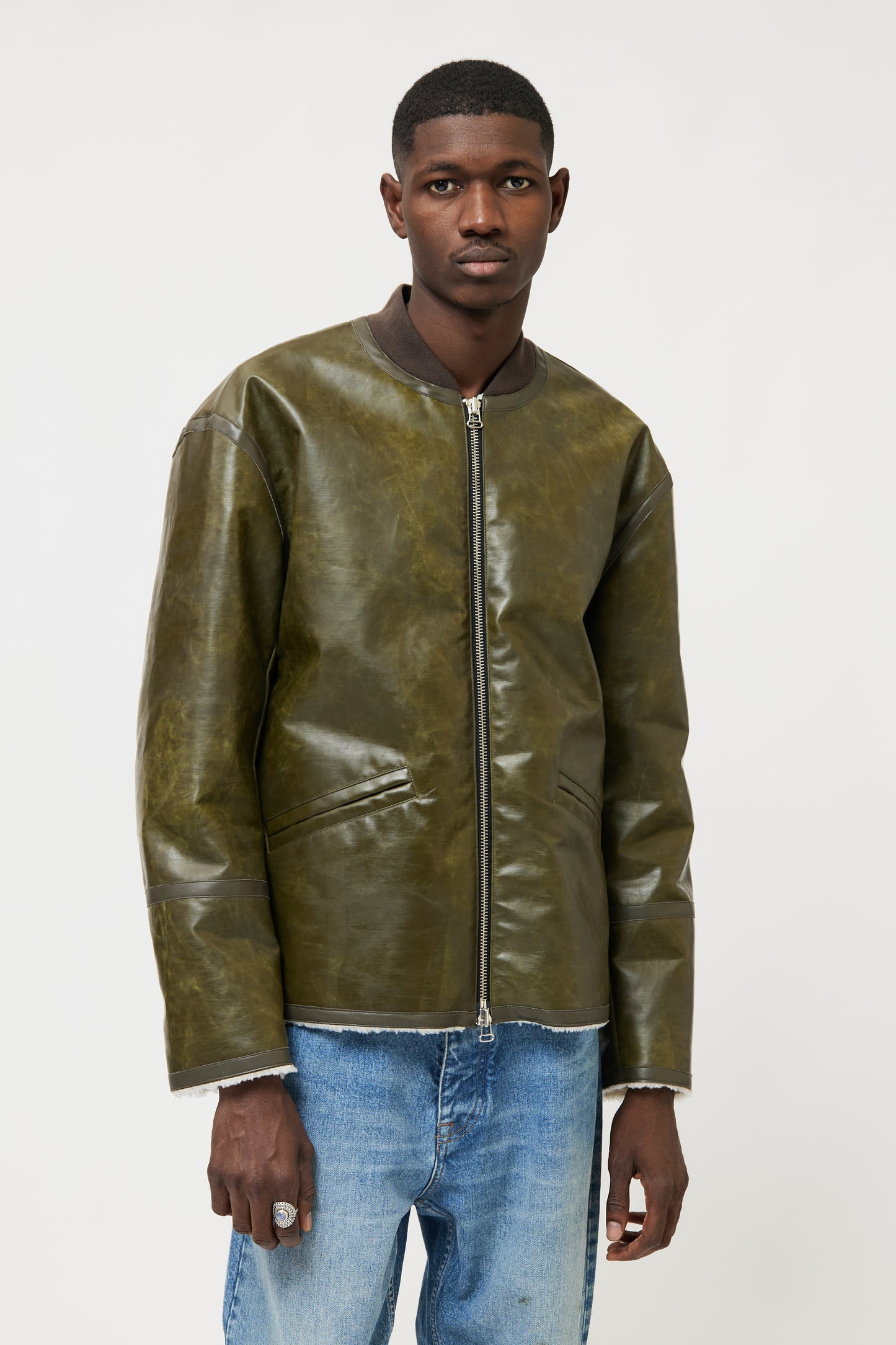 LUIIS BOMBER OLIVE GREEN