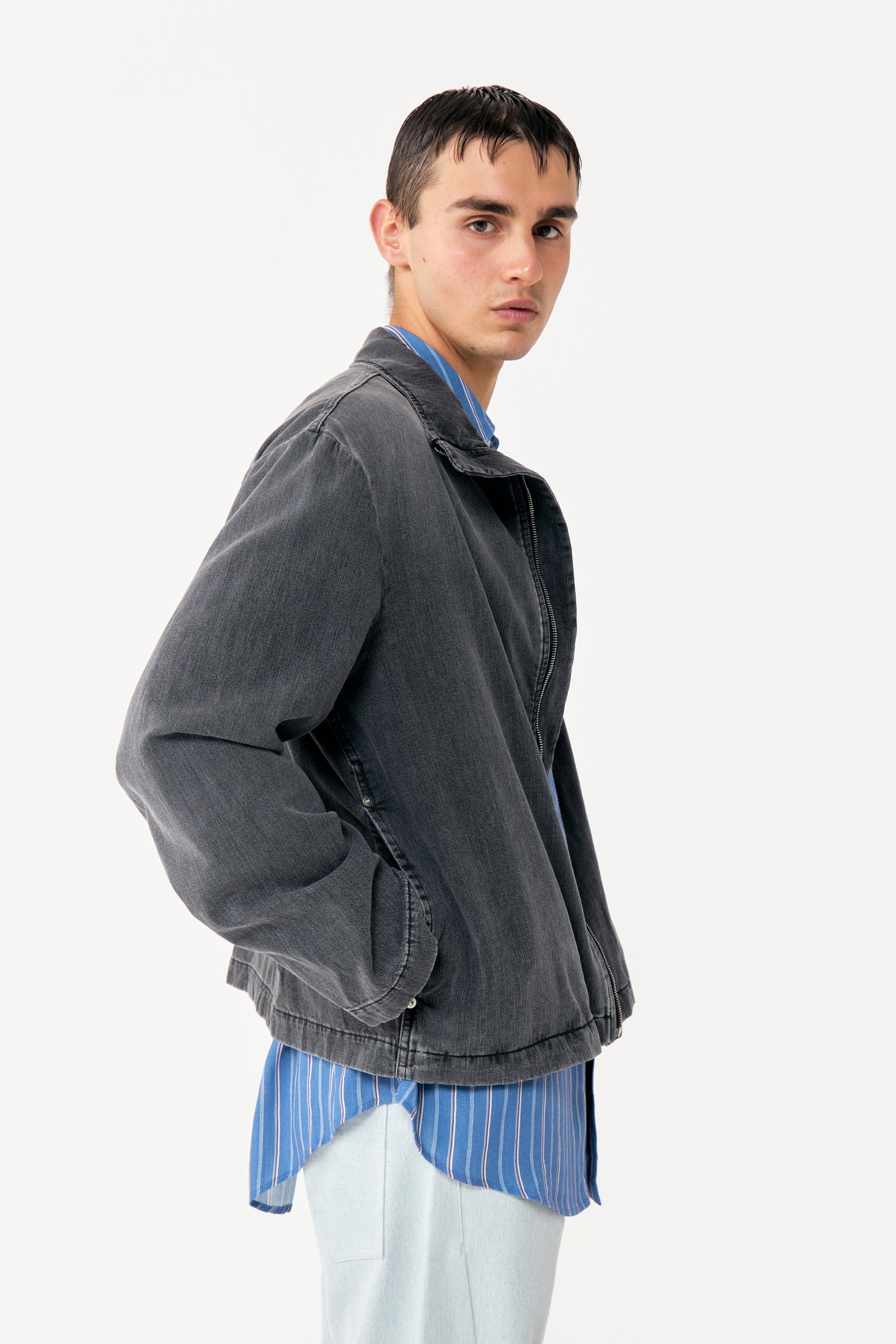 NEW WIND GREY