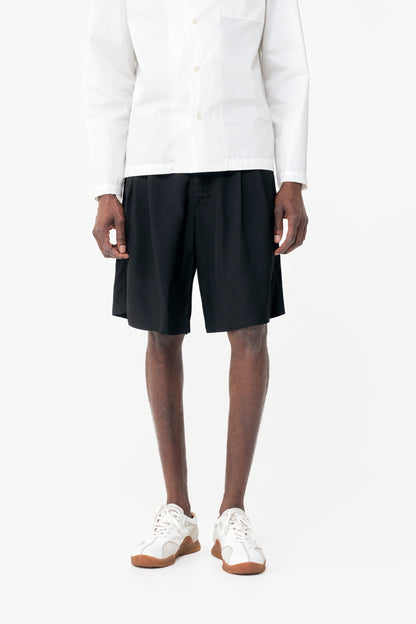 YUPPIES SHORT BLACK