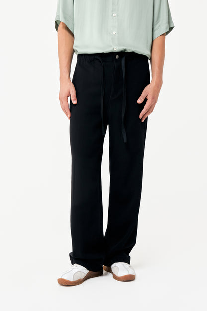 EWELO PANT BLACK