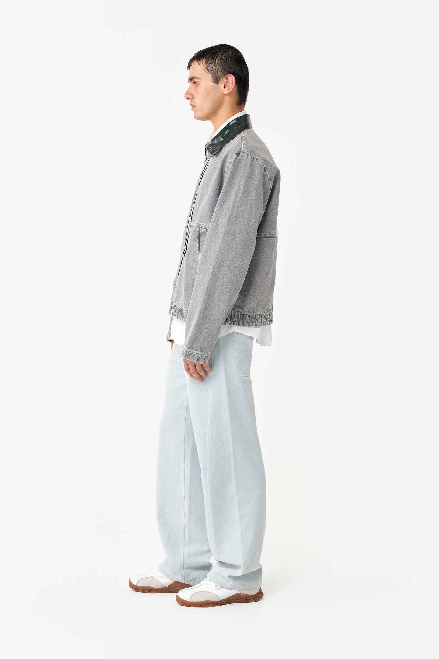 WIDE TWIST LIGHT WASH