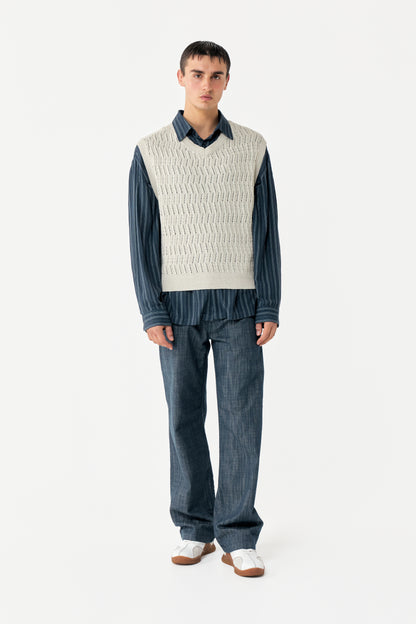 VEST HOLES