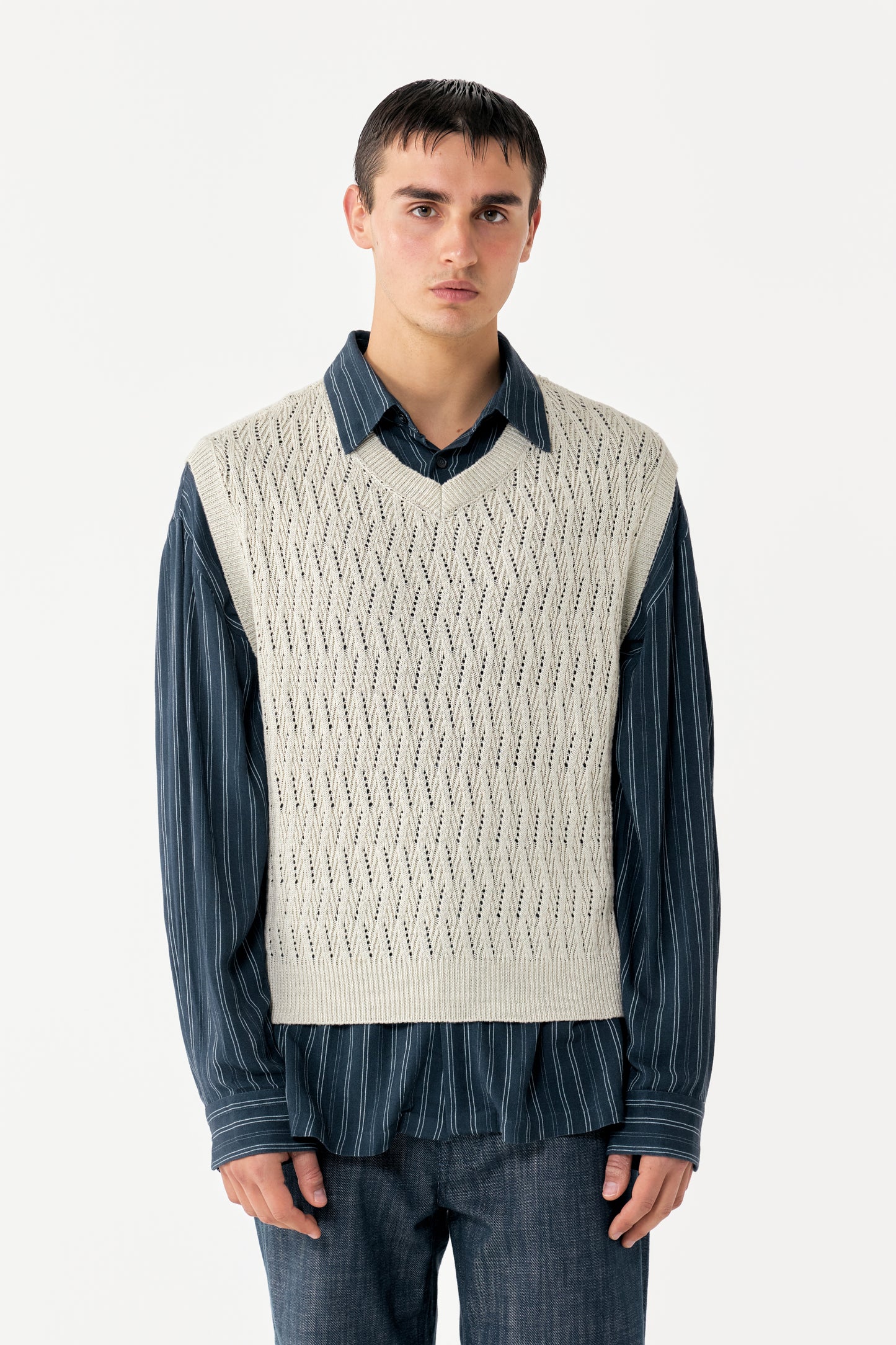 VEST HOLES