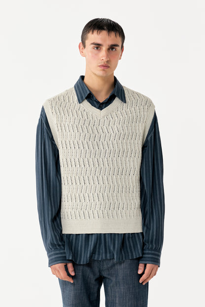 VEST HOLES