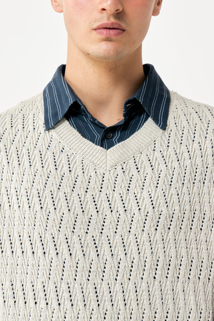 VEST HOLES