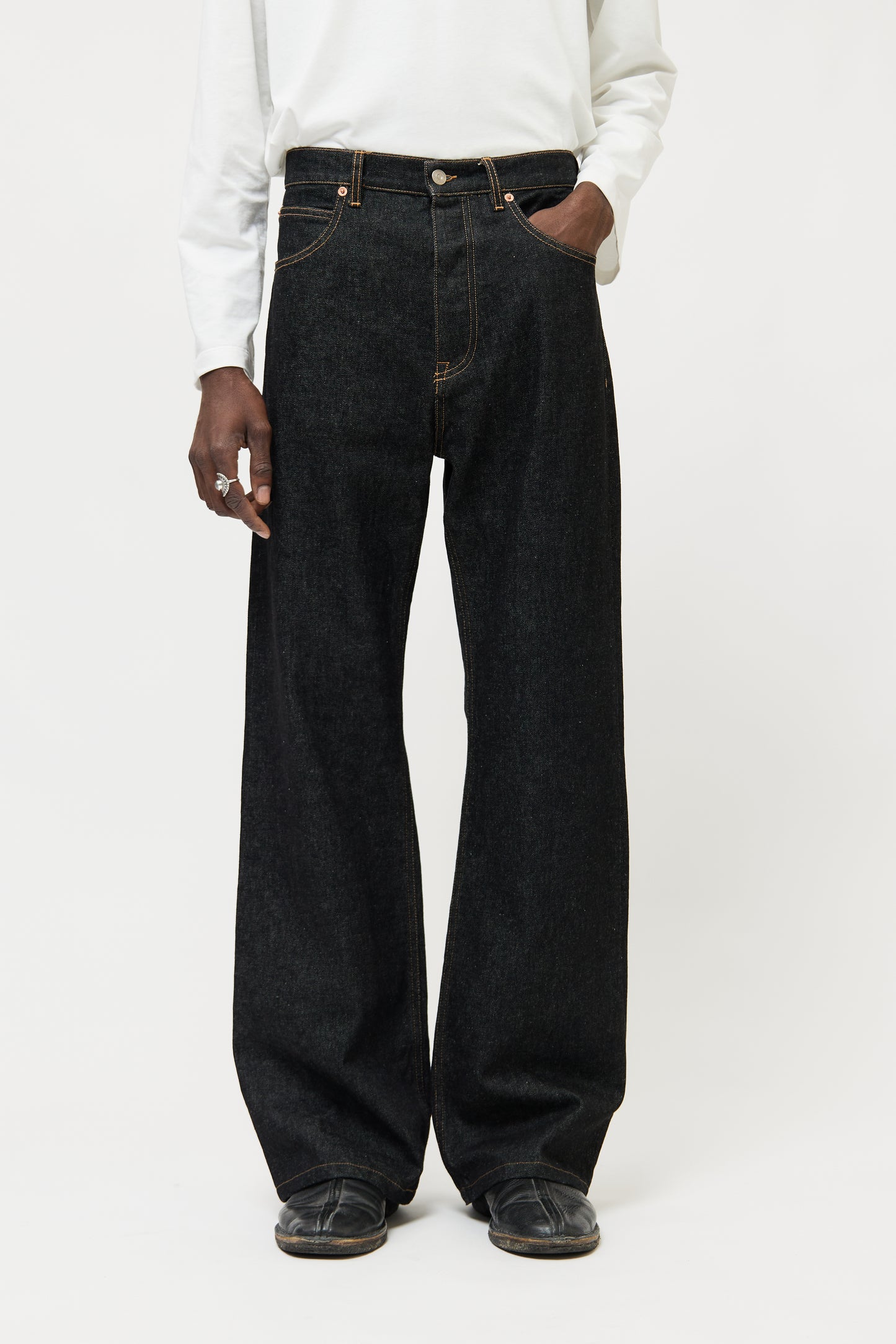 BOOTCUT BLACK RINSE